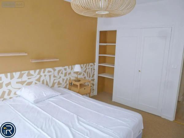 Location - Appartement Laval 53000 5 pièces 97 m 2 2500 m 2