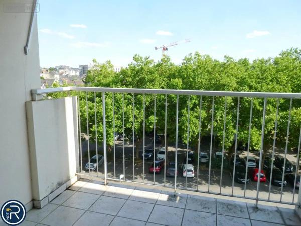 Location - Appartement Laval 53000 5 pièces 97 m 2 2500 m 2