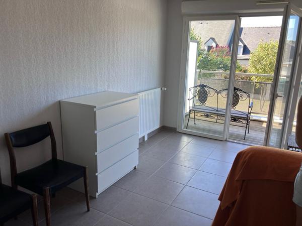 Parc du Grand Blottereau - Dans petit collectif  récent de 2015, spacieux appartement 2 pièces s'ouvrant sur un large balcon. Ascenseur et garage boxé en sous-sol