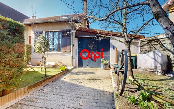 Maison à vendre    5 pièces • 101 m2 Vaulx-en-Velin