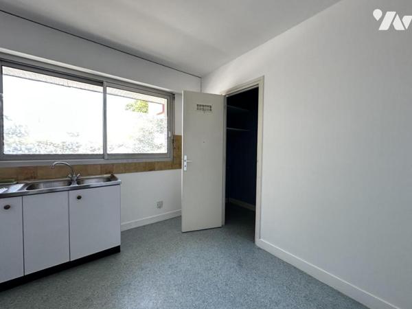 VANNES  A VENDRE AGREABLE APPARTEMENT T3 EN RDC - PROCHE CENTRE 