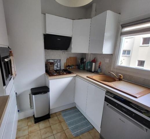L'Île-Saint-Denis -T3 traversant 55 m² | Calme, lumière & accès Paris rapide