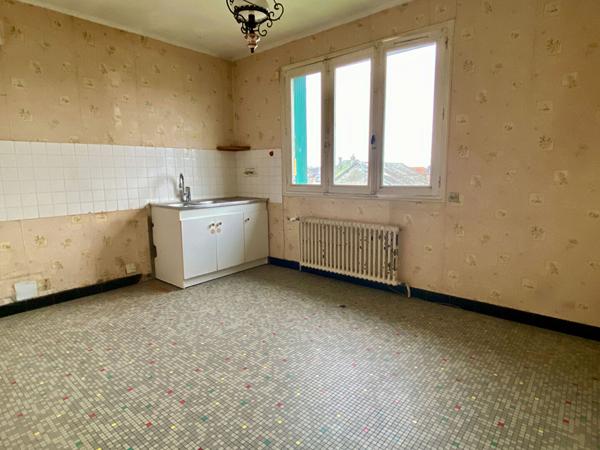 Maison 3 pièces + grenier aménageable à Chateauneuf D Ille Et Vilaine