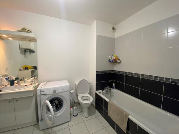 A LOUER - NIMES PROCHE JEAN JAURES MEUBLE