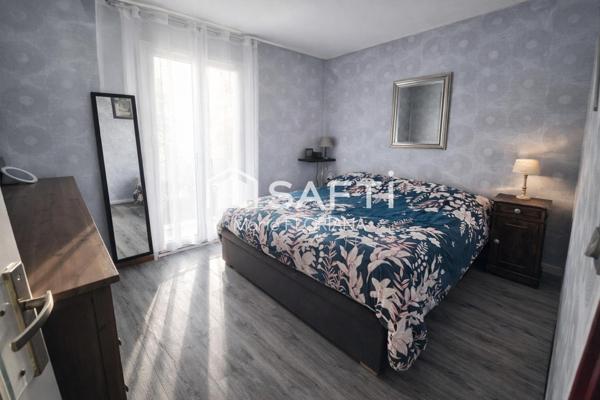 Maison avec joli terrain