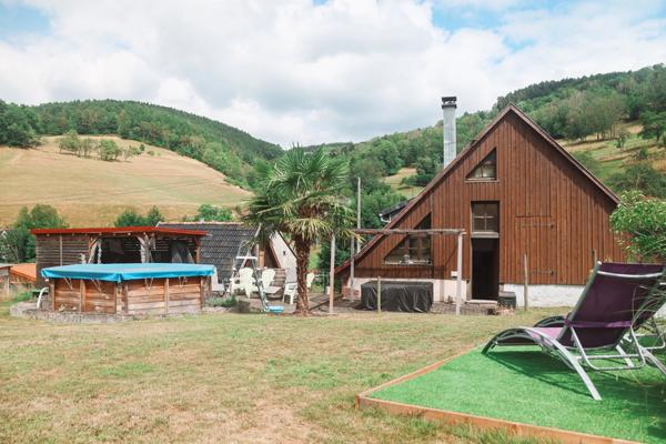 Maison 8 pièces de 162 m² à Orbey 68370