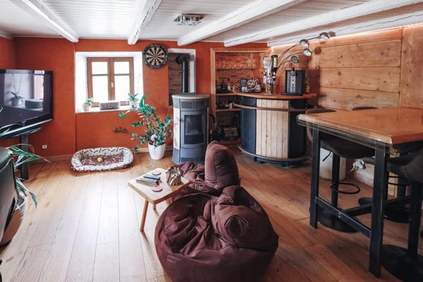 Maison 8 pièces de 162 m² à Orbey 68370