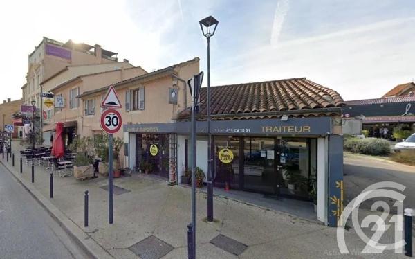 Immeuble à vendre  855 m2 APT - 84