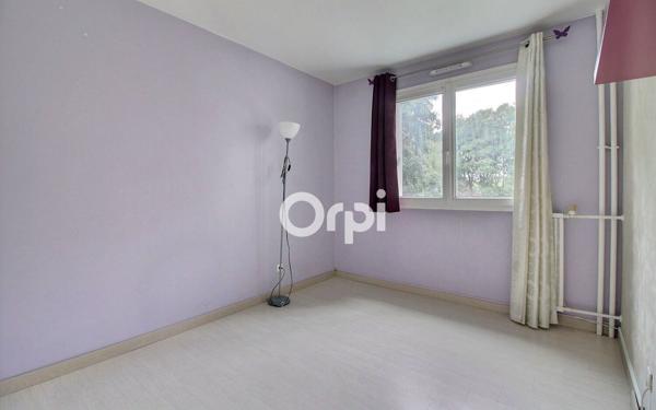 Appartement à vendre    4 pièces • 79,87 m2 Viry-Châtillon