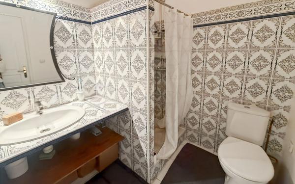 Maison à vendre    4 pièces •  Vias