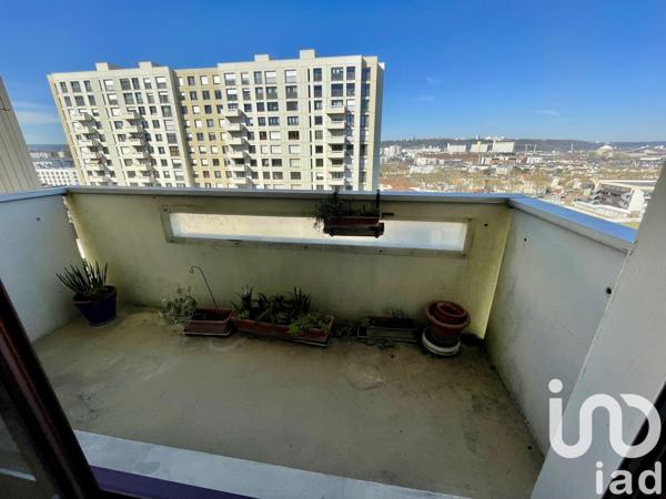 Appartement 5 pièces de 96 m² à Rouen (76100)