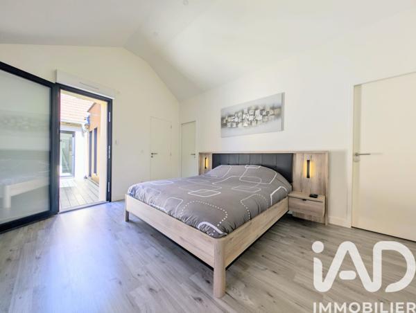 Maison à vendre 6 pièces 210 m² Les Alluets-le-Roi