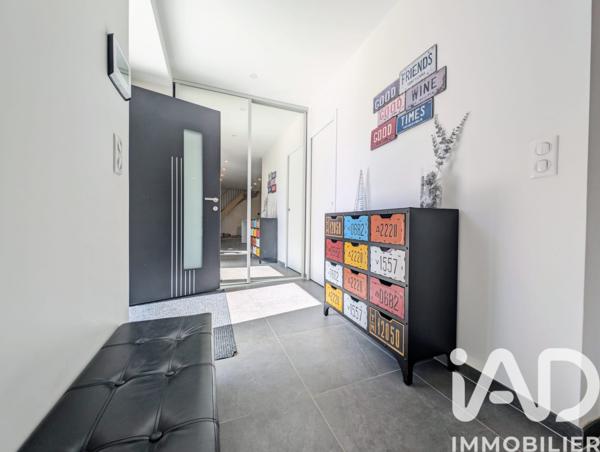Maison à vendre 6 pièces 210 m² Les Alluets-le-Roi