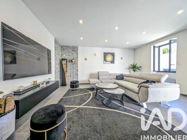 Maison à vendre 6 pièces 210 m² Les Alluets-le-Roi