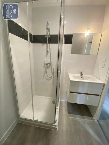 Appartement à louer 2 pièces 27.04m² Poitiers (86000)