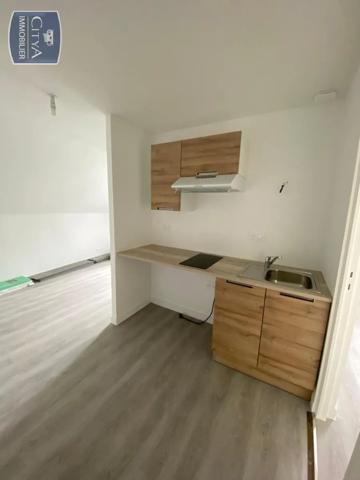 Appartement à louer 2 pièces 27.04m² Poitiers (86000)