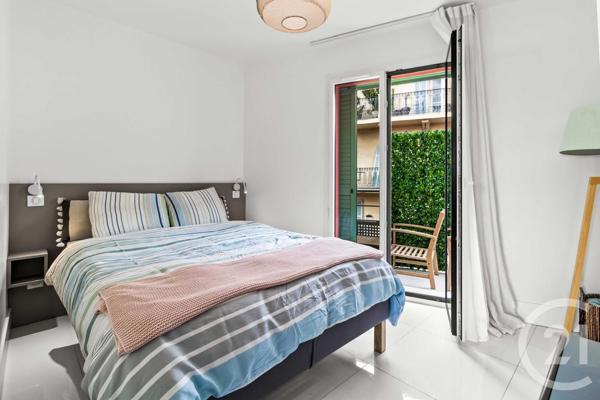 Appartement F2 à vendre  2 pièces - 33 m2 VILLEFRANCHE SUR MER - 06