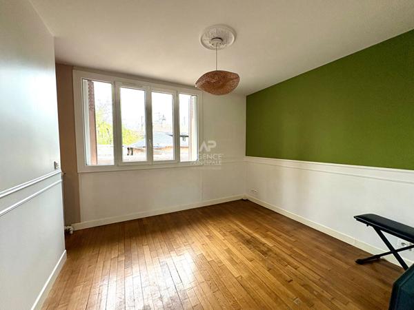 Maison Conflans Sainte Honorine 6 pièce(s) 105 m2 410 000 € **  - Référence  8453