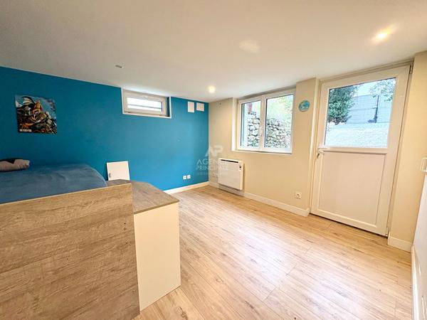 Maison Conflans Sainte Honorine 6 pièce(s) 105 m2 410 000 € **  - Référence  8453