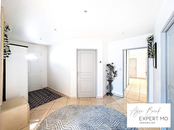 Roussillon (38150) Maison de plain-pied 141 m² – 4 chambres – DPE B – Proche gare – Secteur prisé de Roussillon