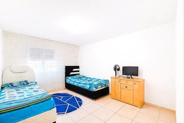 Roussillon (38150) Maison de plain-pied 141 m² – 4 chambres – DPE B – Proche gare – Secteur prisé de Roussillon