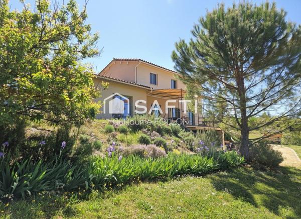 Environnement préservé avec vue exceptionnelle – Propriété rare sur 1 hectare