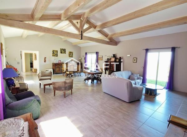 Environnement préservé avec vue exceptionnelle – Propriété rare sur 1 hectare