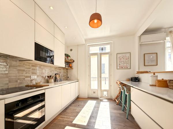 Appartement T3 rénové avec potentiel T4 - Quartier du Tribunal
