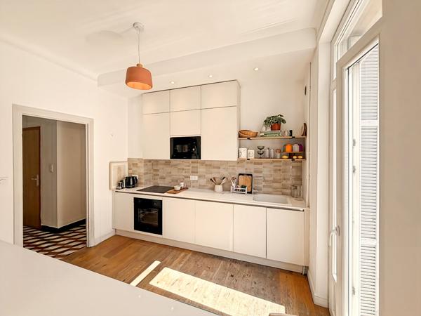 Appartement T3 rénové avec potentiel T4 - Quartier du Tribunal