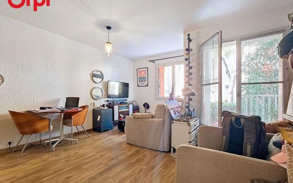 Appartement à vendre    2 pièces • 28 m2 Six-Fours-les-Plages