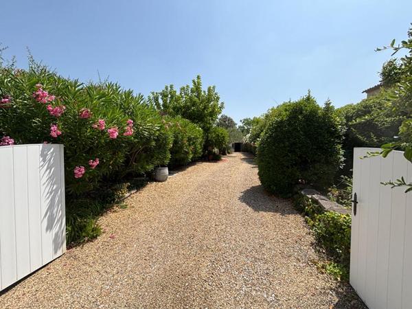 Villa Uzes, magnifique jardin et piscine