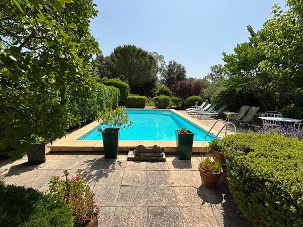 Villa Uzes, magnifique jardin et piscine