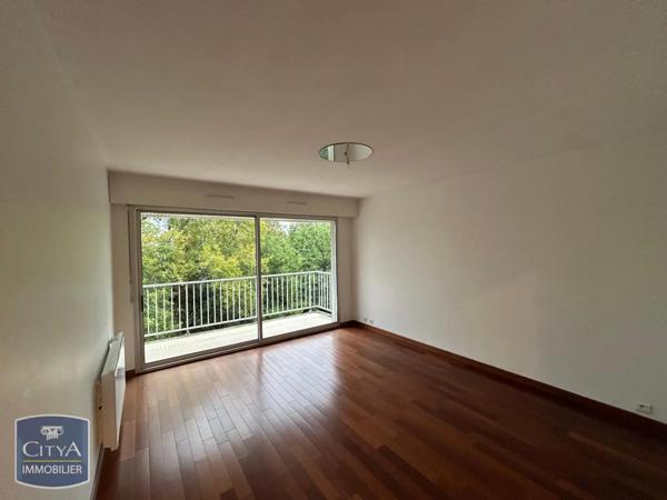 Appartement à louer 2 pièces 46.67m²
