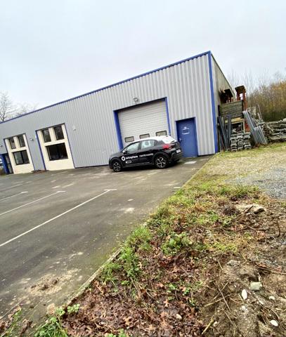 A LOUER : Local d'activité d'environ 180 m² situé à ORVAULT