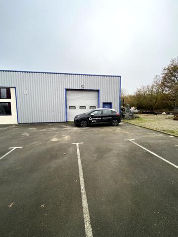 A LOUER : Local d'activité d'environ 180 m² situé à ORVAULT