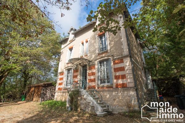 Vaste maison de charme sur parc de 1,2 hectares