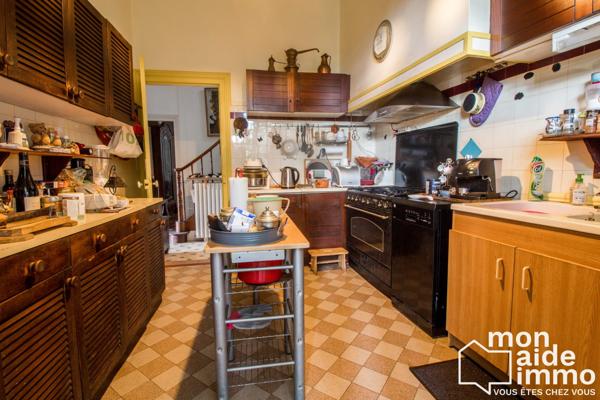 Vaste maison de charme sur parc de 1,2 hectares