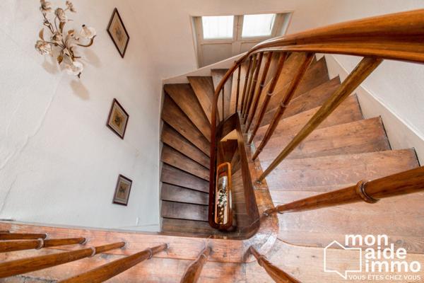 Vaste maison de charme sur parc de 1,2 hectares