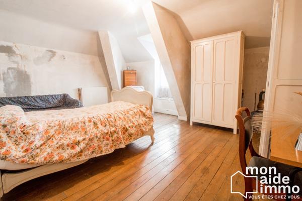 Vaste maison de charme sur parc de 1,2 hectares