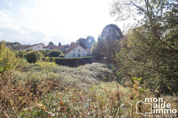 Vaste maison de charme sur parc de 1,2 hectares