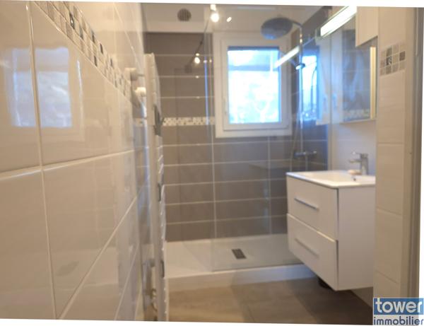 Appartement
                                                                                                                                                                                                                                                                                                                        4 pièce(s)                                                                                                                                                                                                          2 chambre(s)                                                                                                                                                                                                          72  m²