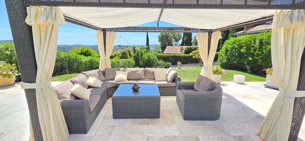 A vendre maison La Colle Sur Loup 5 pièces 167 m² terrain 1722 m²