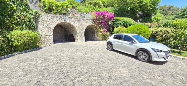 A vendre maison La Colle Sur Loup 5 pièces 167 m² terrain 1722 m²