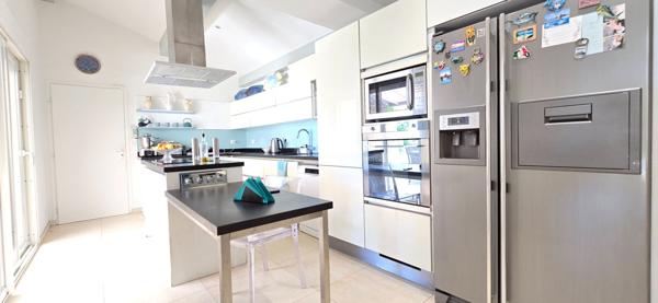 A vendre maison La Colle Sur Loup 5 pièces 167 m² terrain 1722 m²