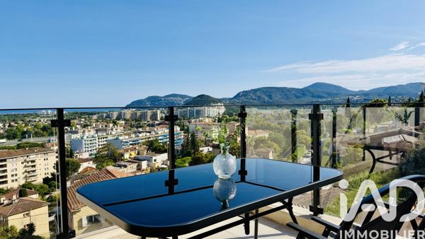 Appartement à vendre 4 pièces 88,2 m² Mandelieu-la-Napoule