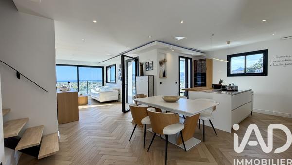 Appartement à vendre 4 pièces 88,2 m² Mandelieu-la-Napoule