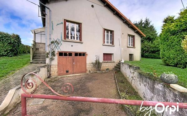 Maison à vendre    4 pièces • 100 m2 Saint-Éloy-les-Mines