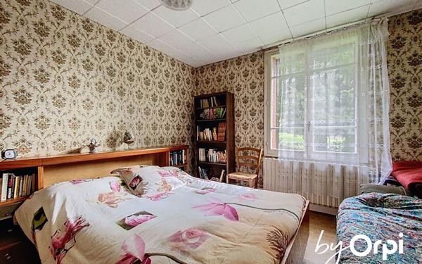 Maison à vendre    4 pièces • 100 m2 Saint-Éloy-les-Mines