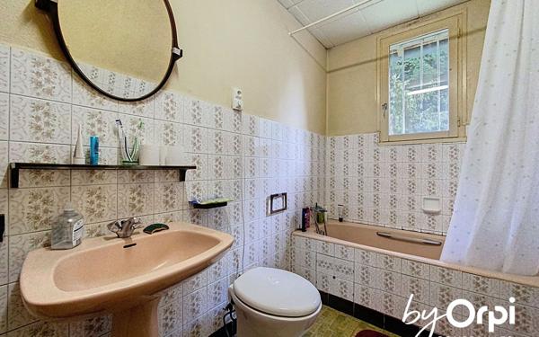 Maison à vendre    4 pièces • 100 m2 Saint-Éloy-les-Mines