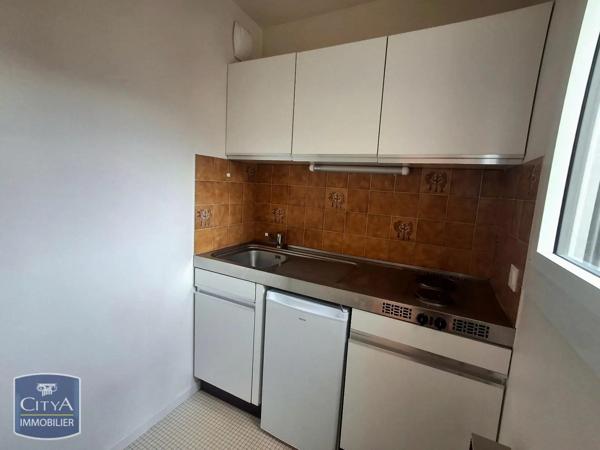 Appartement à louer 1 pièce 22.42m² Clermont-Ferrand (63000)